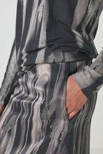 Load image into Gallery viewer, Xenia Mottled LS t-shirt Grey combo
