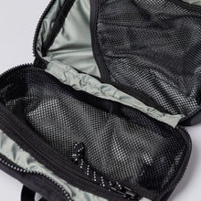 Load image into Gallery viewer, EVERYDAY WASHBAG Black
