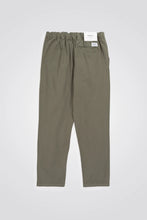 Load image into Gallery viewer, Ezra Light Stretch Ivy Green