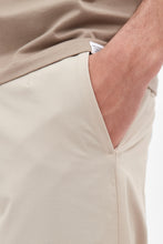 Load image into Gallery viewer, Aaren Travel Light Khaki
