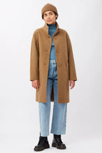Load image into Gallery viewer, Pennfield Coat Walnut