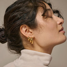 Load image into Gallery viewer, Classic Wide 25 mm Hoops 925S/Gold Plated