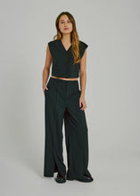 Load image into Gallery viewer, Kamin pleat pants Black