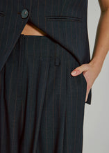 Load image into Gallery viewer, Kandria pants Brown pinstripe