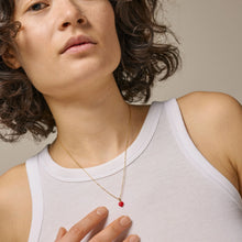 Laden Sie das Bild in den Galerie-Viewer, Amore Halskette Rot