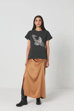 Load image into Gallery viewer, Adda Stretch sheen skirt Hazelnut