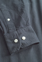 Load image into Gallery viewer, Algot Relaxed Micro Cord Shirt, Graphite