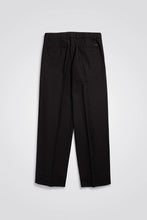 Load image into Gallery viewer, Benn Relaxed Pleated Trousers Black