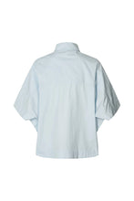 Load image into Gallery viewer, BERTE Poplin curved hem shirt, Light blue