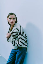 Load image into Gallery viewer, Bianca Pullover Jet Stream/Black