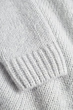 Load image into Gallery viewer, Birger Wool Raglan, Light Grey Melange