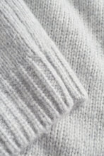 Load image into Gallery viewer, Birger Wool Raglan, Light Grey Melange