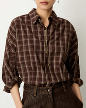 Load image into Gallery viewer, BOOKLYN Shirt, Mokalatte
