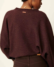 Laden Sie das Bild in den Galerie-Viewer, CHEBBI Sweatshirt, Ganache