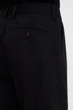 Laden Sie das Bild in den Galerie-Viewer, Claire Cotton Shorts, Black