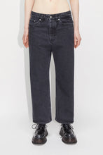 Load image into Gallery viewer, Drop Jeans Washed Black