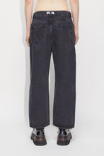 Load image into Gallery viewer, Drop Jeans Washed Black