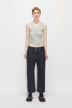 Load image into Gallery viewer, Drop Jeans Washed Black