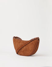 Laden Sie das Bild in den Galerie-Viewer, Leo Midi Crossbody-Tasche mit Riemen, Cognac Wildleder