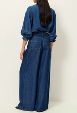 Laden Sie das Bild in den Galerie-Viewer, LEONE Overshirt, Denim Blue