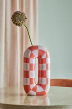 Load image into Gallery viewer, Mae Vase