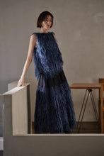 Laden Sie das Bild in den Galerie-Viewer, MAGNA Plume combo full skirt, Navy