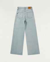 Load image into Gallery viewer, MIKU CSLB Comfort Stretch Light Blue