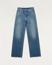 Load image into Gallery viewer, MIO CMW Classic Medium Wash