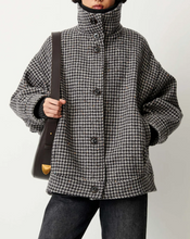 Laden Sie das Bild in den Galerie-Viewer, NARIWA Coat, Shelby