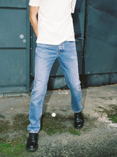 Load image into Gallery viewer, Solid Ollie Worn Vintage