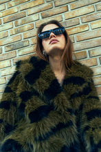 Load image into Gallery viewer, PLUSHY jacket, Dark Olive w. Black