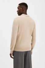 Laden Sie das Bild in den Galerie-Viewer, Knitted Polo Shirt, Pearl Beige