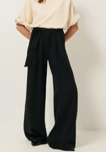 Load image into Gallery viewer, RIM Pants Black