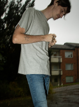 Laden Sie das Bild in den Galerie-Viewer, Roffe Melange T-Shirt Graumelange