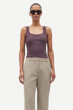 Load image into Gallery viewer, Saamanza tank top 15120 Raisin