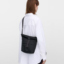 Load image into Gallery viewer, Icon Sacoche Crossbody bag, Black