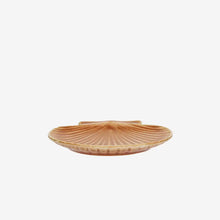 Laden Sie das Bild in den Galerie-Viewer, Stoneware Seashell Tray, Orange