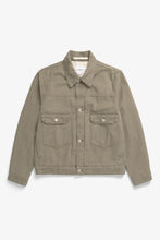 Laden Sie das Bild in den Galerie-Viewer, Storadal Resist Dyed Twill Type II Jacke, Vetiver