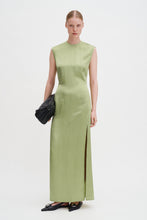 Laden Sie das Bild in den Galerie-Viewer, Trägerkleid, Hellgrün