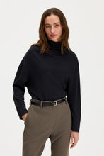 Laden Sie das Bild in den Galerie-Viewer, Twisted Neck Top, Black