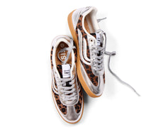 Laden Sie das Bild in den Galerie-Viewer, G-Volley Animalprint, Silver/Leo