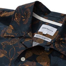 Load image into Gallery viewer, Carsten Print Dark Navy