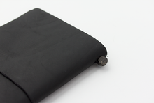 Load image into Gallery viewer, Traveler's Notebook Leather Black