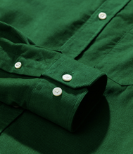 Load image into Gallery viewer, Osvald Corduroy sporting green