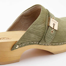 Load image into Gallery viewer, Pescura Clog 50 Light Green