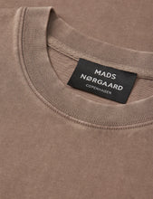 Load image into Gallery viewer, Combed Jersey Dye Thorbjørn Tee, Walnut
