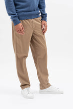 Load image into Gallery viewer, Ezra Relaxed Organic Stretch Twill Trouser Utility Khaki
