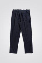 Load image into Gallery viewer, Ezra Relaxed Organic Stretch Twill Trouser, Dark Navy
