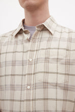 Load image into Gallery viewer, Ivan Relaxed Check SS Shirt Oatmeal
