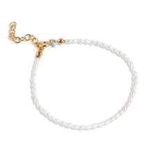 Load image into Gallery viewer, Erna Bracelet Pearls
